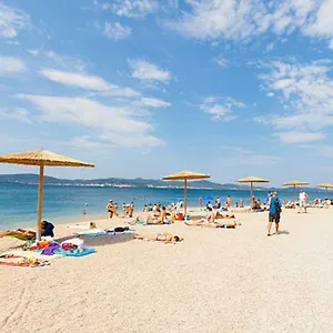 https://apartments-city-walls.hotelinzadar.com